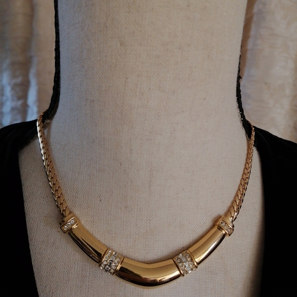 VTG CHRISTIAN DIOR Signed Rhinestones Choker Collar Gold Tone Statement Necklace - Picture 3 of 4